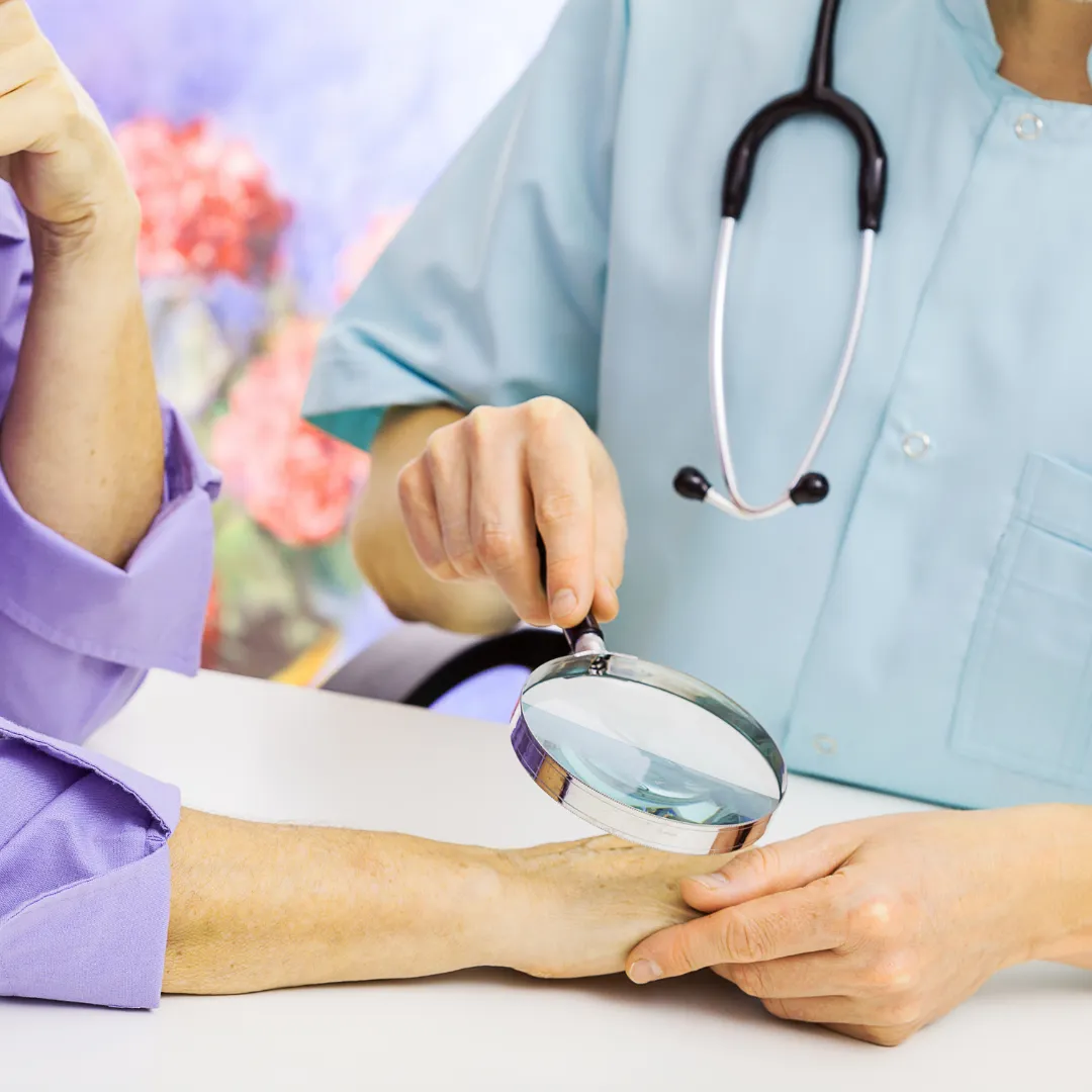 5 Clues to selecting the right dermatologist near you in Mumbai 5 Clues to selecting the right dermatologist near you in Mumbai