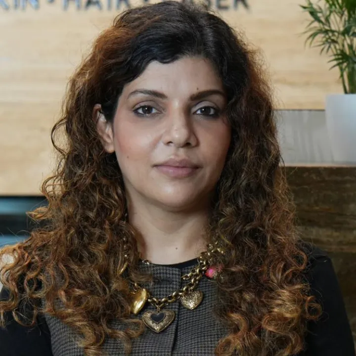 Dr. N Khan, dermatologist in Mumbai